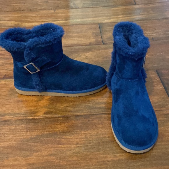 Brand NEW Floopi women’s size 7 Navy Boots - Picture 3 of 6